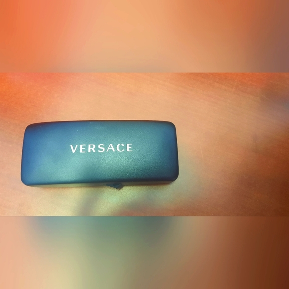 Versace glass case and cloth BN - Picture 1 of 5